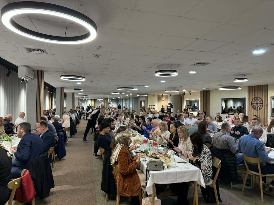 U Fojnici upriličen iftar za preko 350 gostiju
